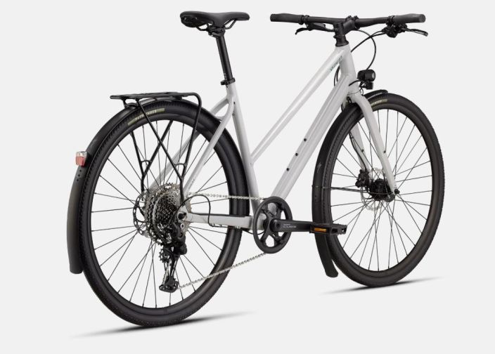 Specialized Sirrus X 3.0 EQ Step Through Gloss Dove Grey tuotekuva 2 Specialized Sirrus X 3.0 EQ Step Through Gloss Dove Grey tuotekuva 2