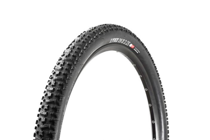 Onza Lynx 27.5 x 2.25 Hyvan pidon omaava yleisrengas maastoon kuin maastoon. 27.5x2.25&quot; 120tpi 720gr 65a/55a Tubeless ready