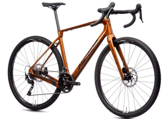 Merida Silex 4000 Wild Honey TOIMITUKSET ALKAVAT HELMIKUUSSA! Monipuolinen pyora, kiinnikkeet lokasuojille ja