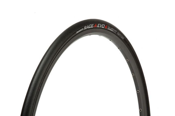 Panaracer Race A Evo4 700c 28mm Pistosuojattu kestava rengas maantielle 700x28mm -Pistosuojattu -Dual Compound - kestava
