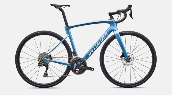 Specialized Roubaix SL8 Comp Gloss Glacial Metallic Loimme endurance road -luokan kaksi vuosikymmenta sitten ja todistimme,