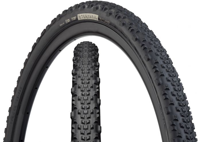 Teravail Rutland 700x38 LS Gravel-renkaiden parhaimmistoa... Rullaa hyvin, mutta tarjoaa kuitenkin reilusti pitoa pehmealla.