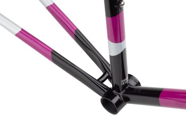 All-City Big Block Frameset Midnight/Frost/Violet Terasrunko ja haarukka radalle tai fixiksi kaduille. Rengastila: 700 x